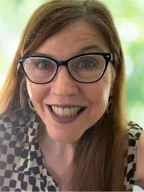 Meet your Posher, Amy